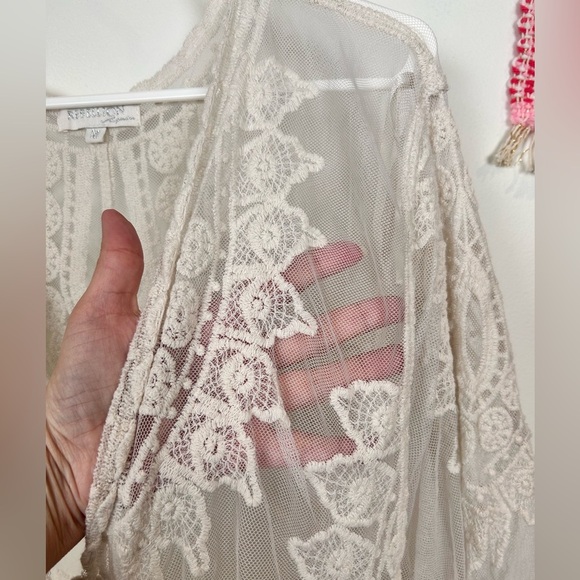 Cream lace topper beach coverup, robe, Medium, embroidered Boho Festival - Picture 8 of 8